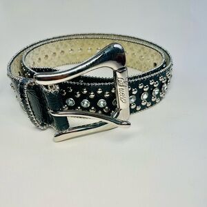 Brand NEW! GUESS Belt Retail $129